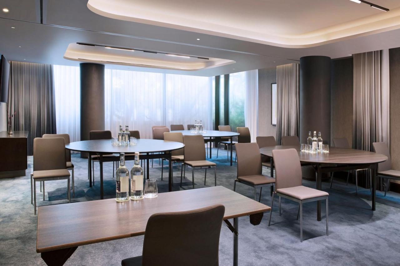 Отель The Westin